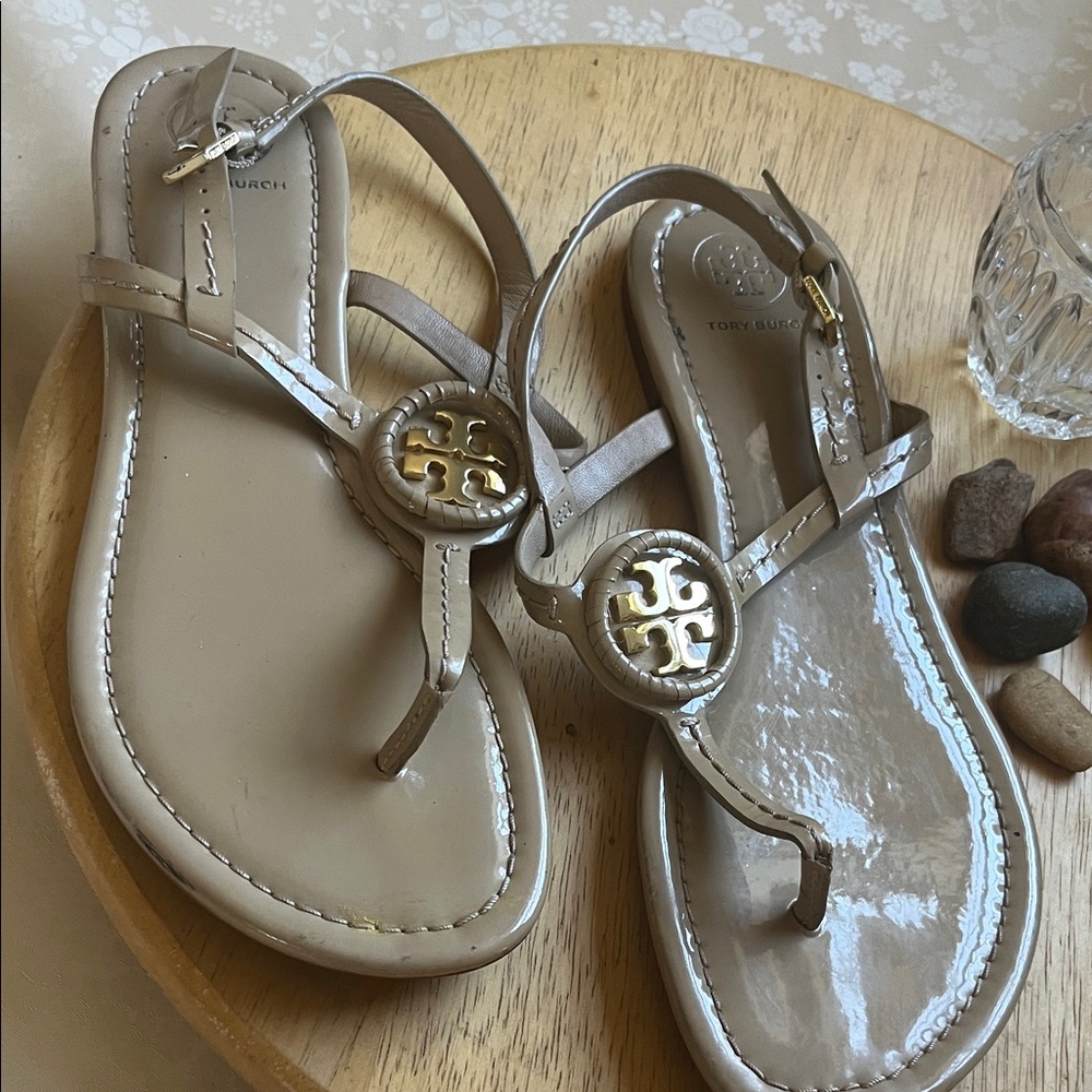 Tory Burch Beige Sandals with Gold Accents
